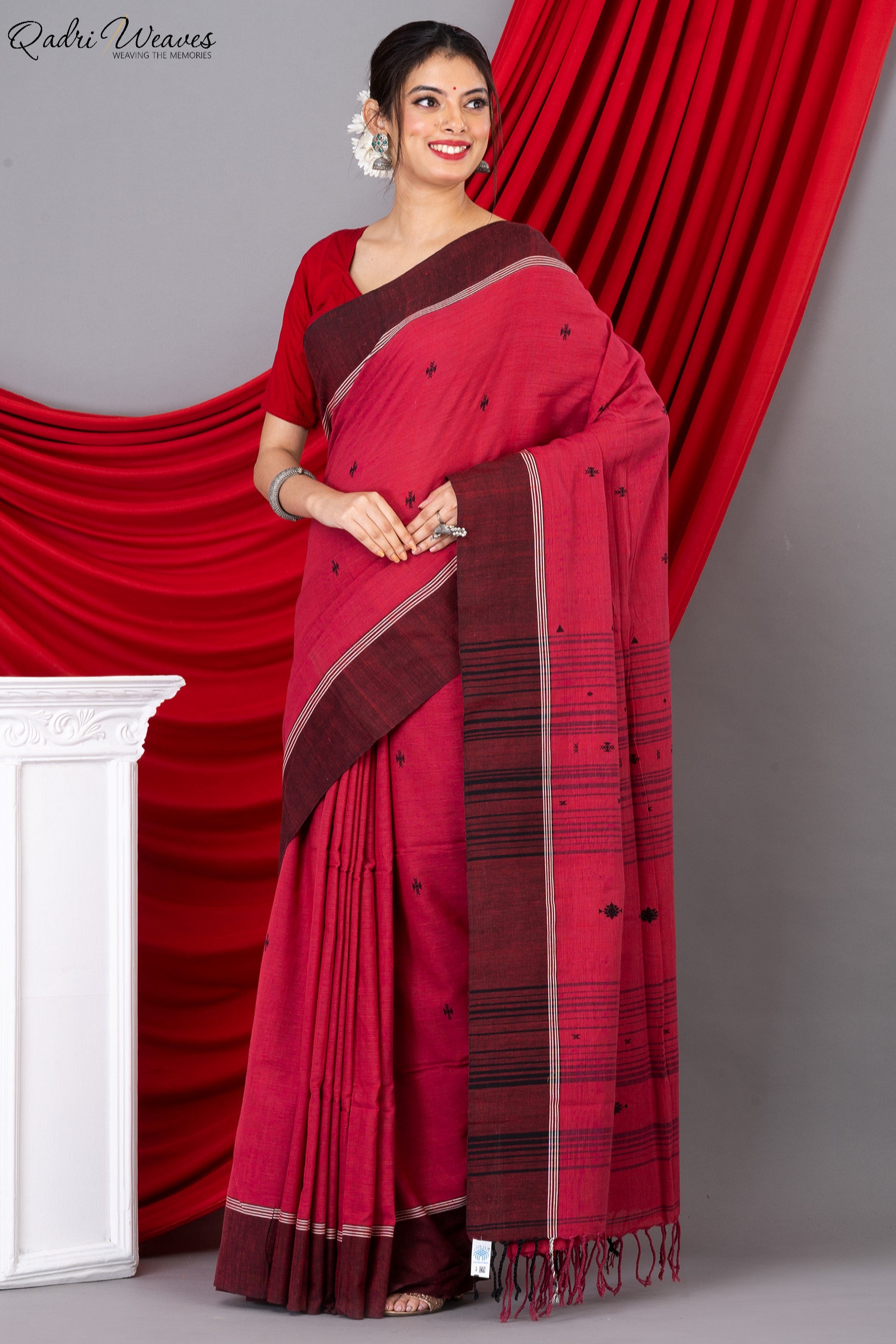 Handloom Red Khadi Cotton Tangail Saree