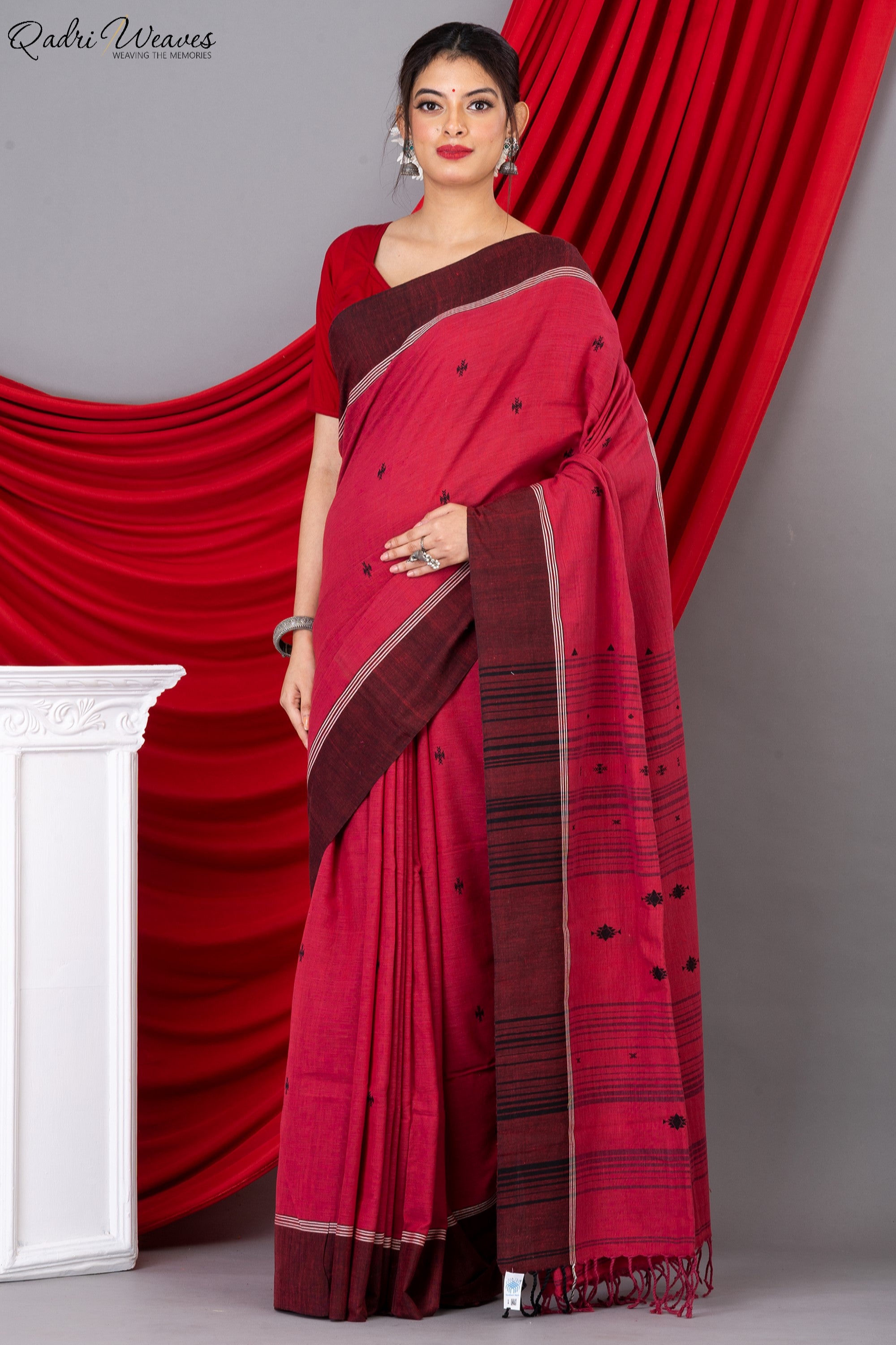 Handloom Red Khadi Cotton Tangail Saree