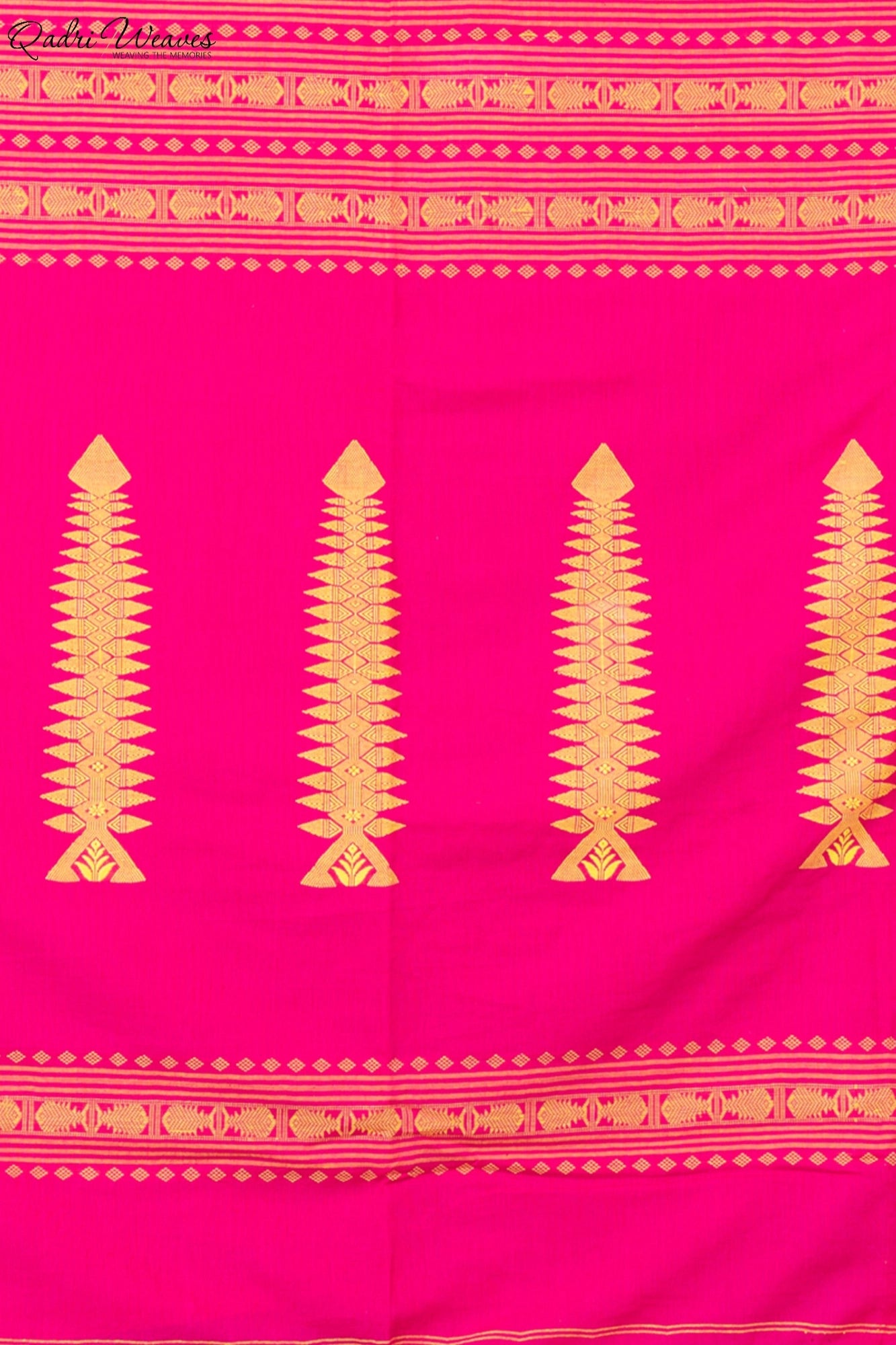 Handloom Pink Pakuan Jamdani & Fish Motif Cotton Saree