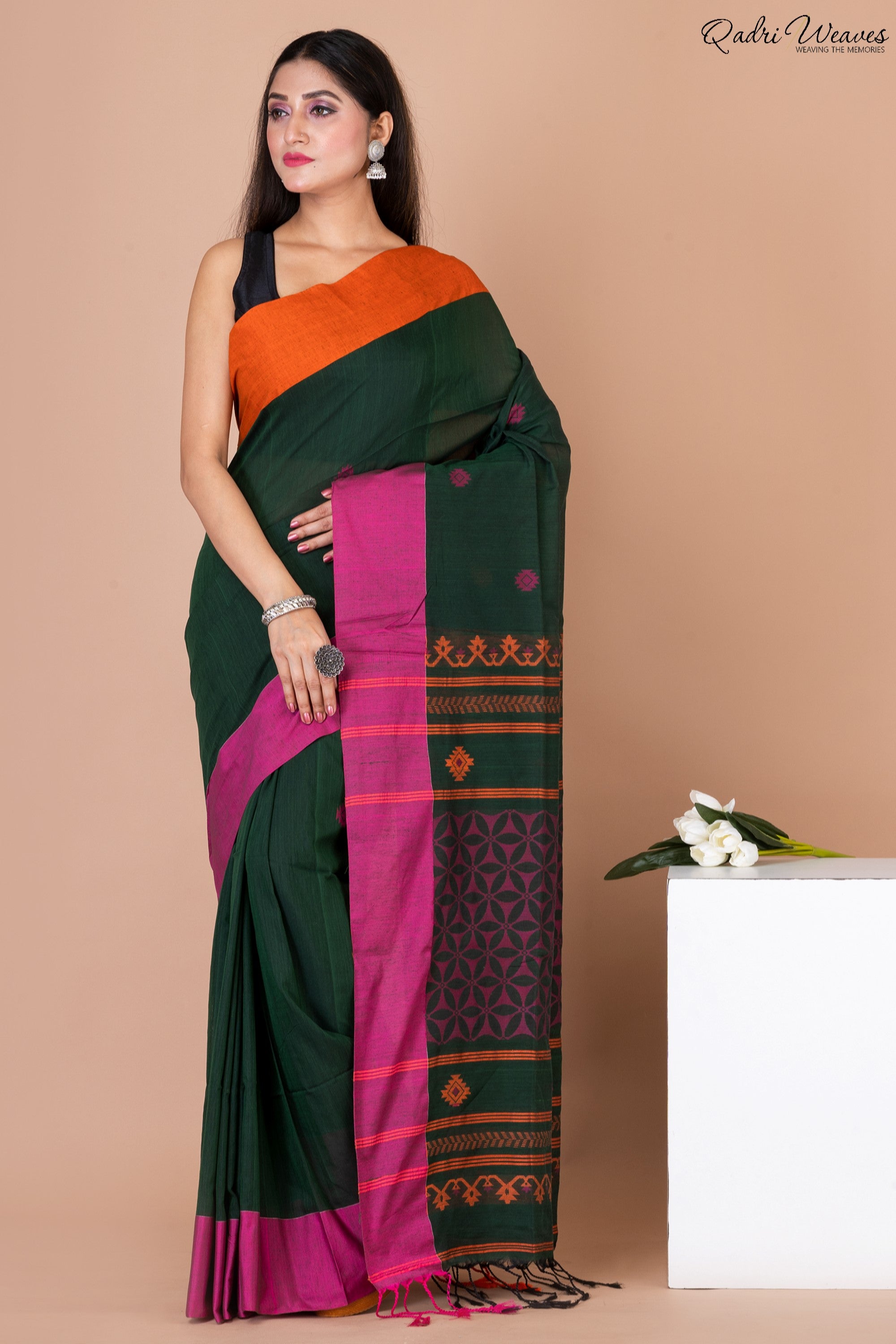 Handloom Dark Green & Liseran Purple Pure Cotton Saree