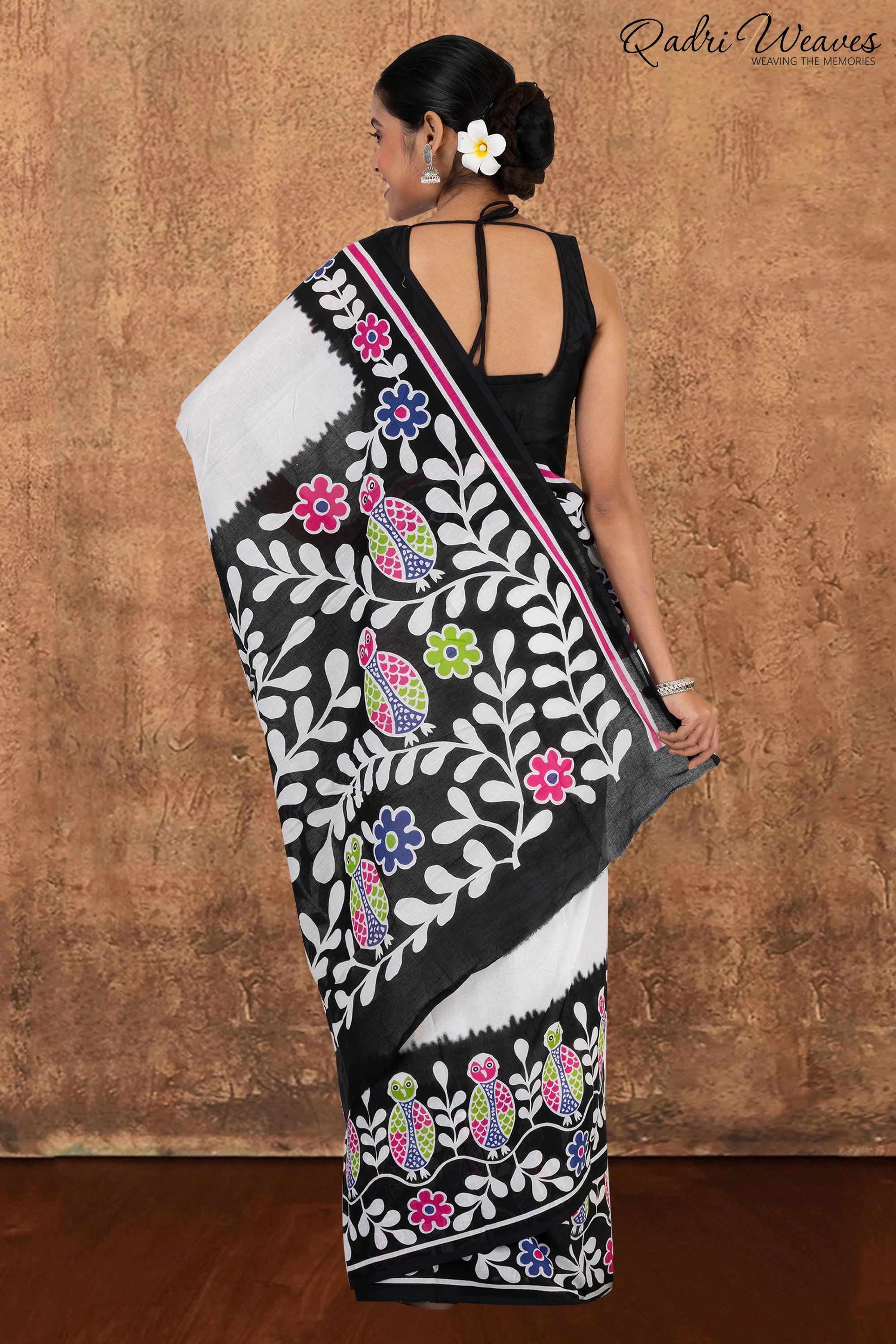 Printed Black & White Owl Design Pure Mulmul Cotton Saree