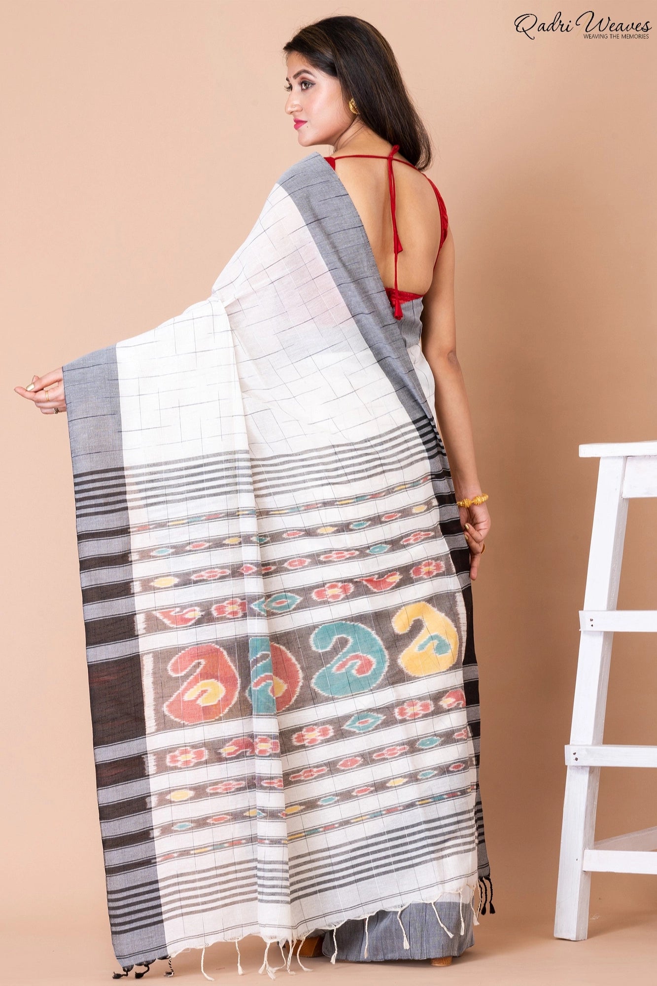 Handloom White Check Pure Cotton Ikat Saree