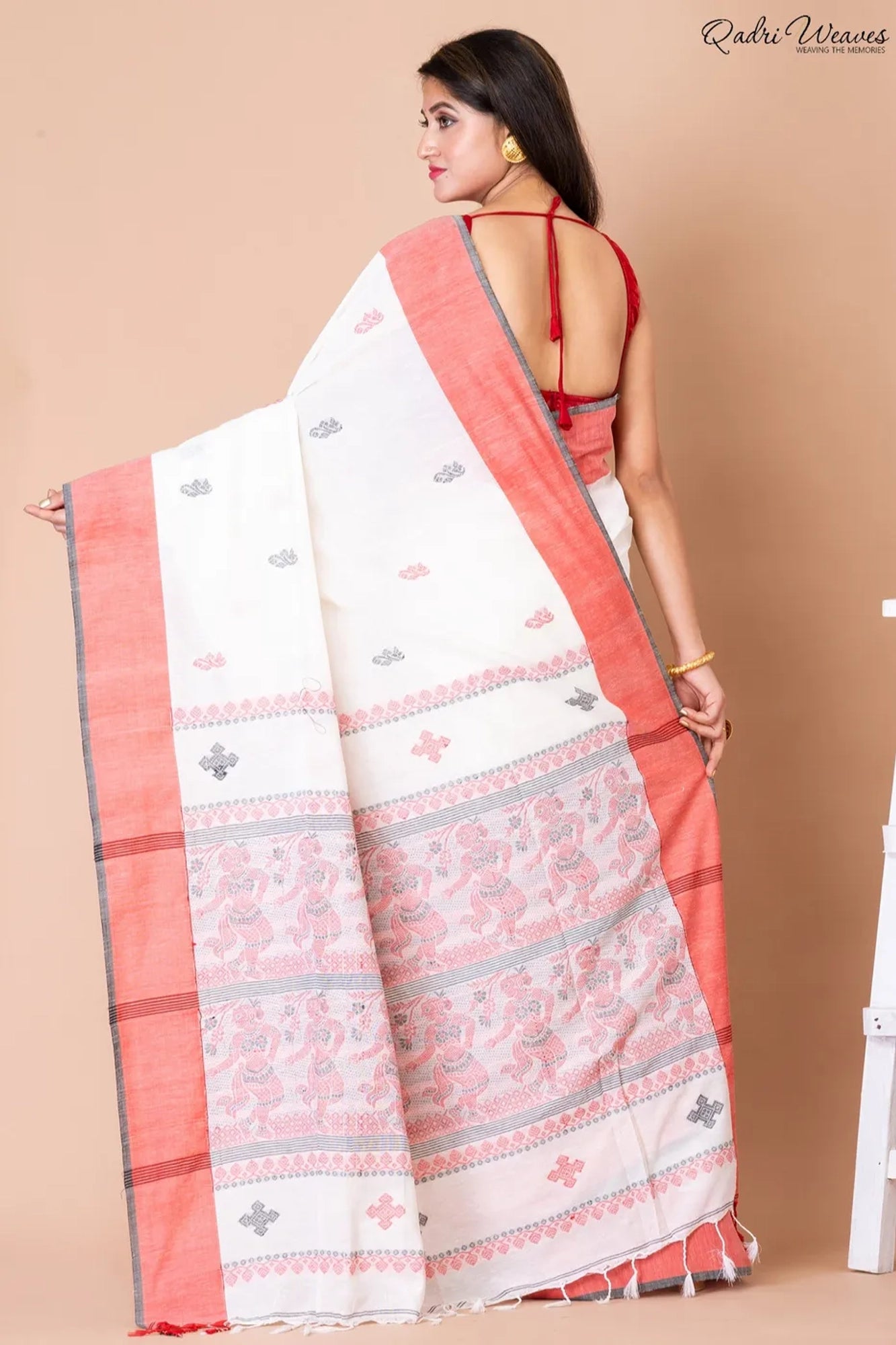 Handloom White & Pale Red Baluchari Saree