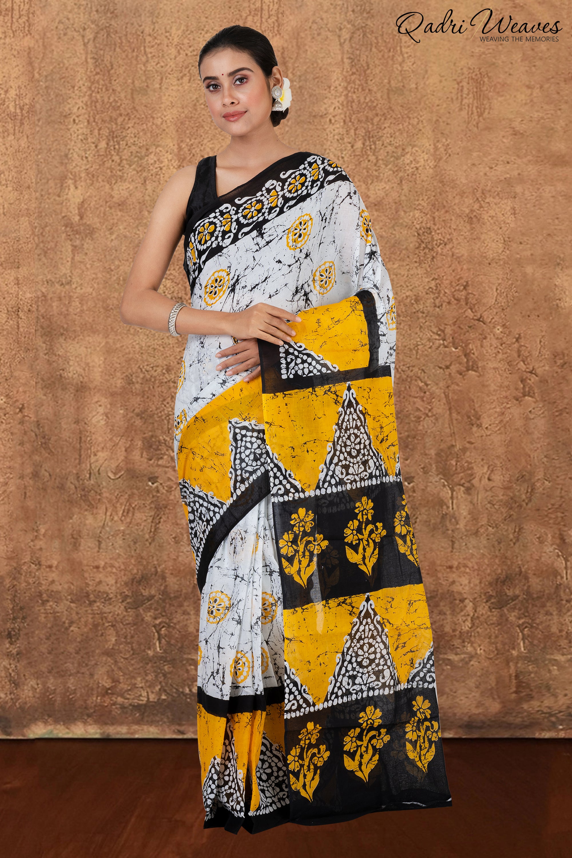 Printed Yellow & Black Flower Design Pure Mulmul Saree