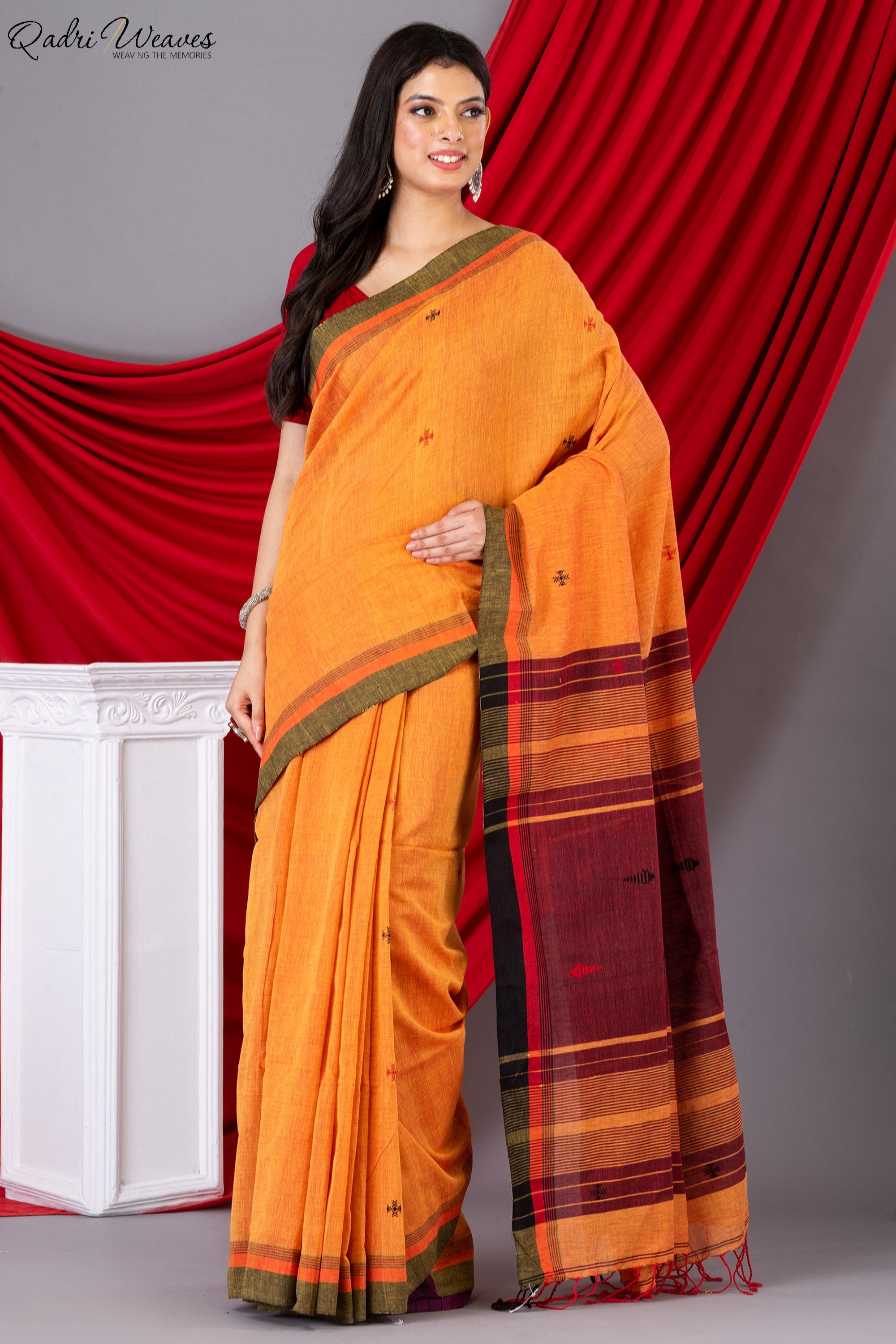 Handloom Fire & Maroon Fish Motif Premium Khadi Cotton Saree