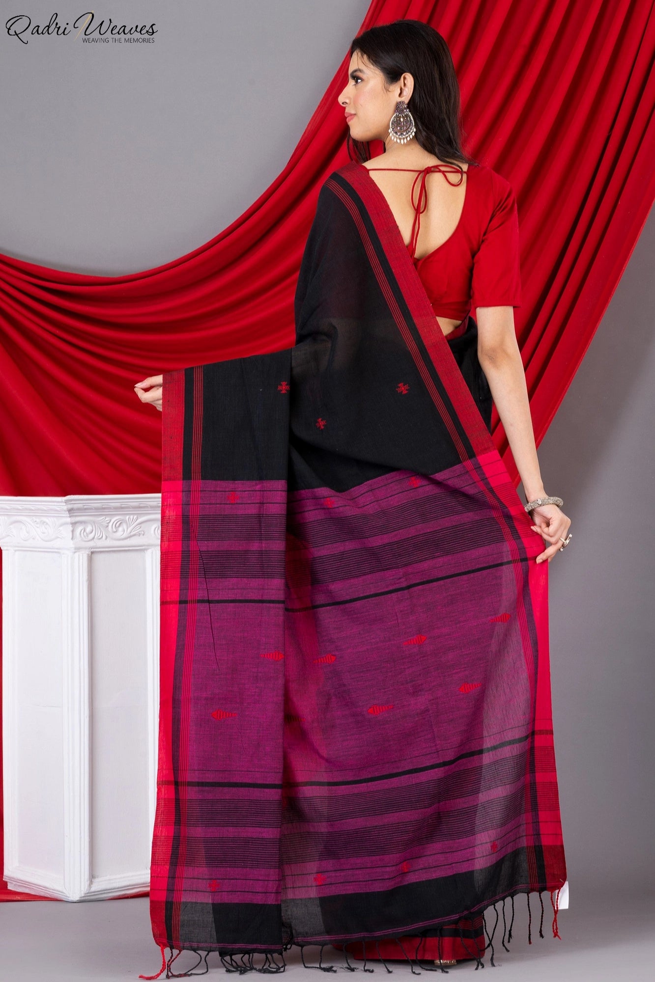 Handloom Black & Purple Fish Motif Premium Khadi Cotton Saree