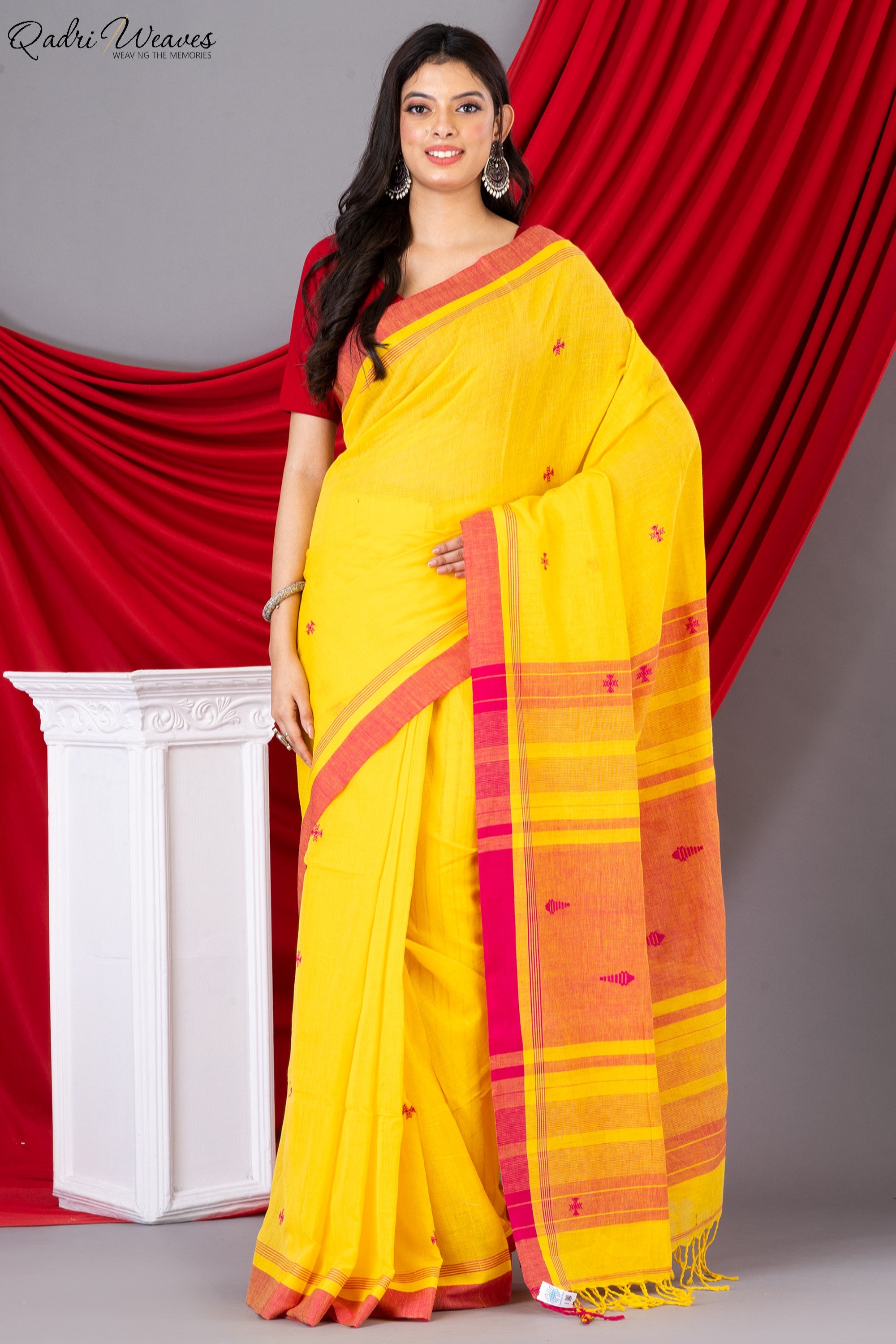 Handloom Sunflower & Pink Fish Motif Premium Khadi Cotton Saree